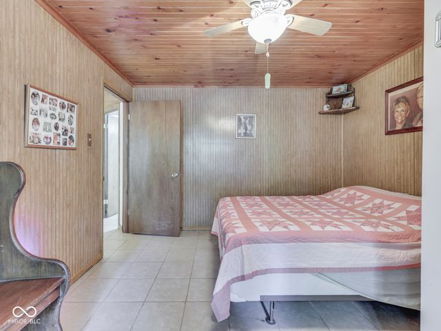6678 Groundhog Drive, Nineveh, IN 46164