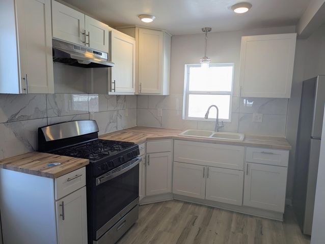 1402 North Avenue NE, Grand Rapids, MI 49505