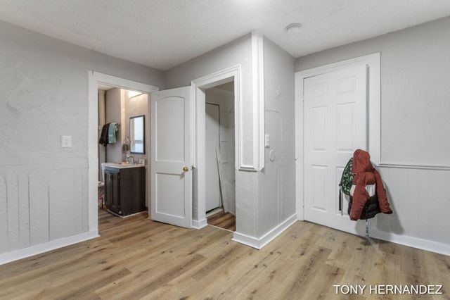 1402 North Avenue NE, Grand Rapids, MI 49505