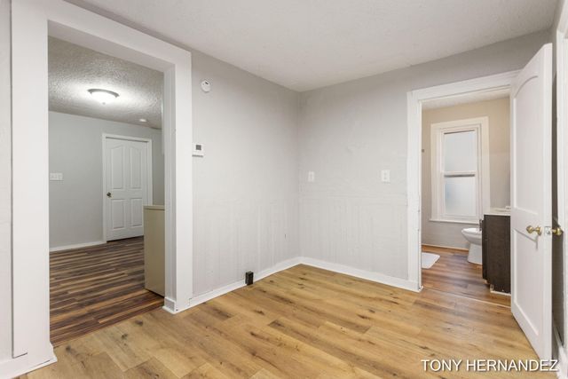 1402 North Avenue NE, Grand Rapids, MI 49505