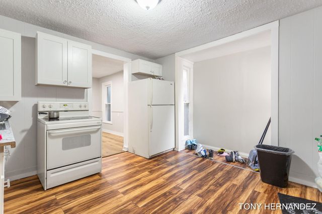 1402 North Avenue NE, Grand Rapids, MI 49505