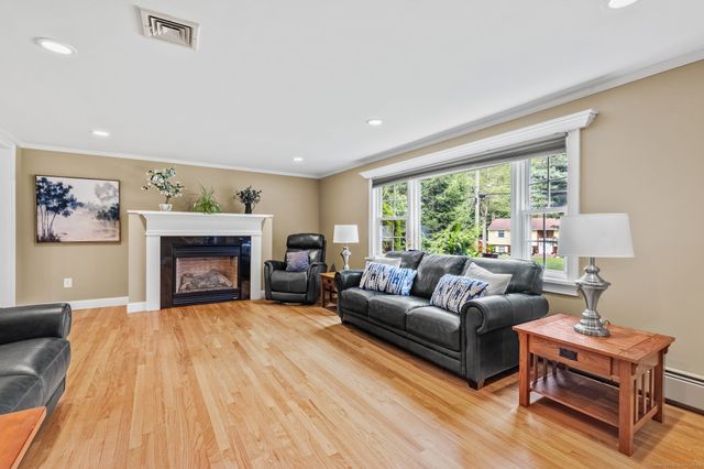 156 Huntington Drive, Vernon, CT 06066