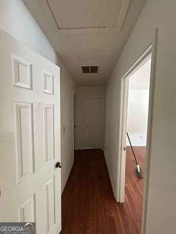 154 Timber Creek Lane SW, Marietta, GA 30060