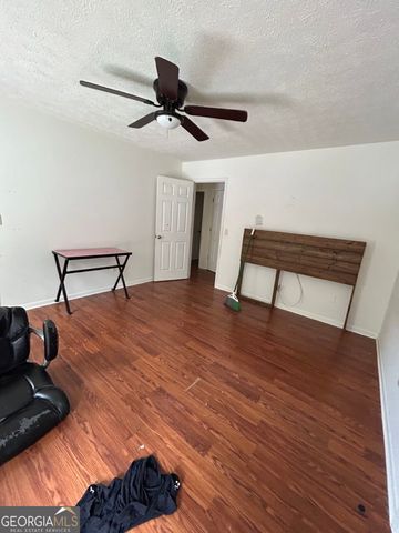 154 Timber Creek Lane SW, Marietta, GA 30060
