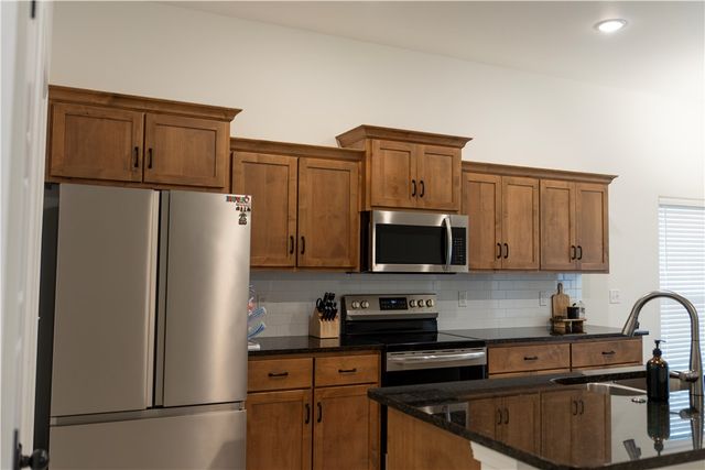 2510 Westbrook Loop, Pea Ridge, AR 72751