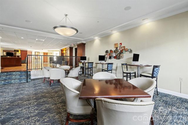 300 W 5th Street W 124, Charlotte, NC 28202