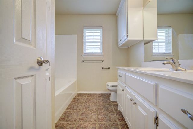 941 Blue Bird Terrace, Purcell, OK 73080