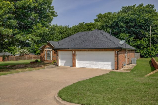 941 Blue Bird Terrace, Purcell, OK 73080