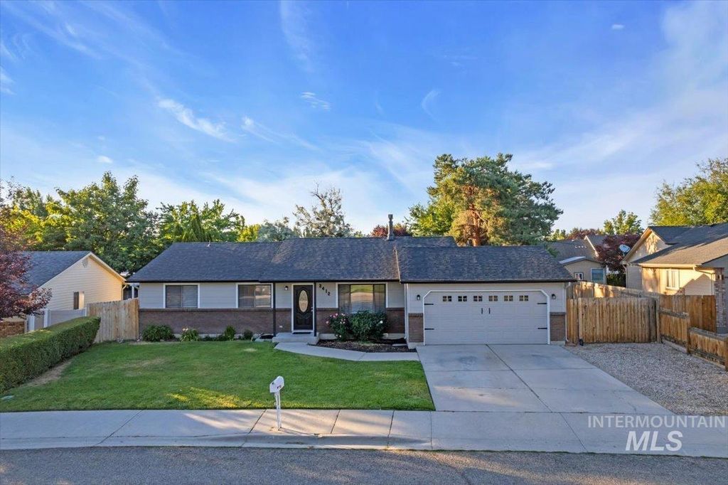 2412 W Chateau Drive, Meridian, ID 83646