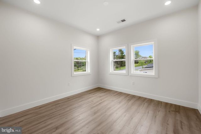 15001 DARNESTOWN RD, Germantown, MD 20874