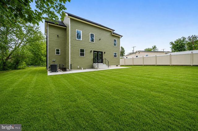 15001 DARNESTOWN RD, Germantown, MD 20874