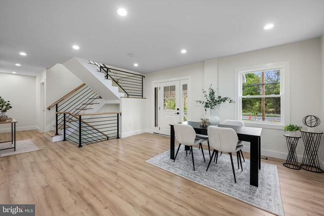 15001 DARNESTOWN RD, Germantown, MD 20874