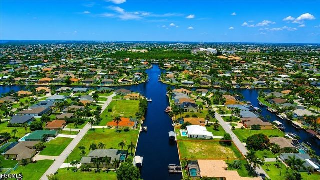 4132 SW 22nd CT, Cape Coral, FL 33914