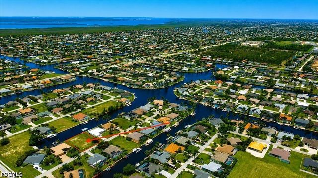 4132 SW 22nd CT, Cape Coral, FL 33914