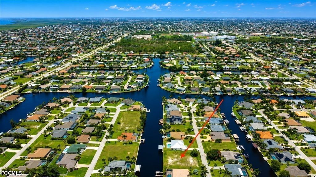 4132 SW 22nd CT, Cape Coral, FL 33914