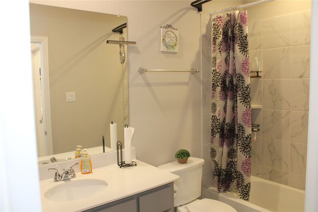 217 Foreman Drive, Midlothian, TX 76065