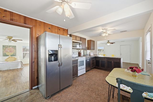 1823 N Crockett Street, Sherman, TX 75092