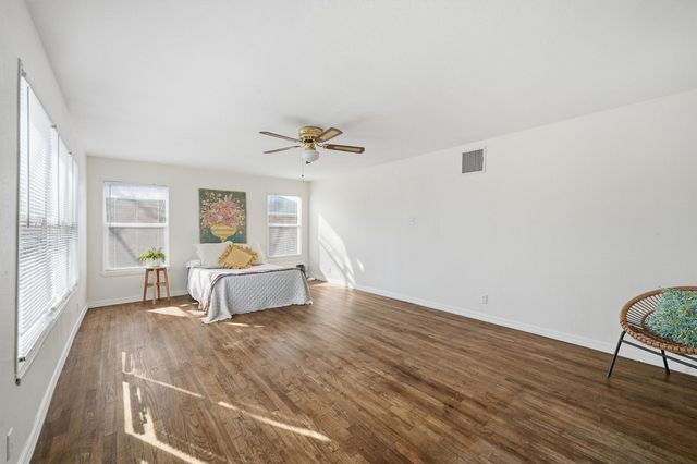 1823 N Crockett Street, Sherman, TX 75092