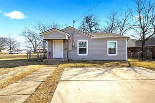 1823 N Crockett Street, Sherman, TX 75092