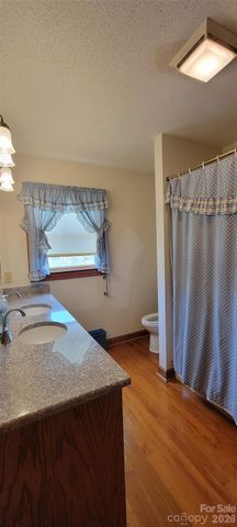 2604 Country Acres Place, Hudson, NC 28638