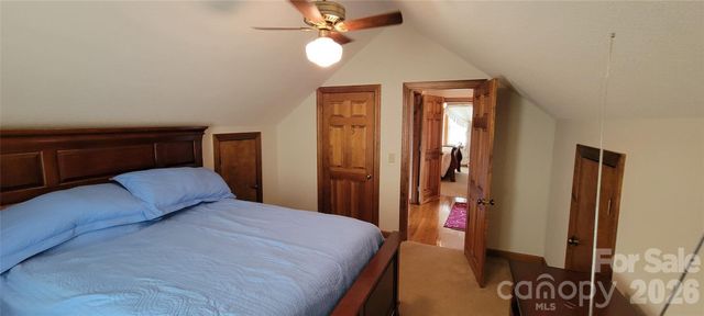 2604 Country Acres Place, Hudson, NC 28638