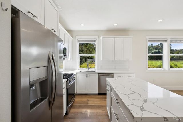 2672 Franz Kafka Ave, Santa Rosa, CA 95404