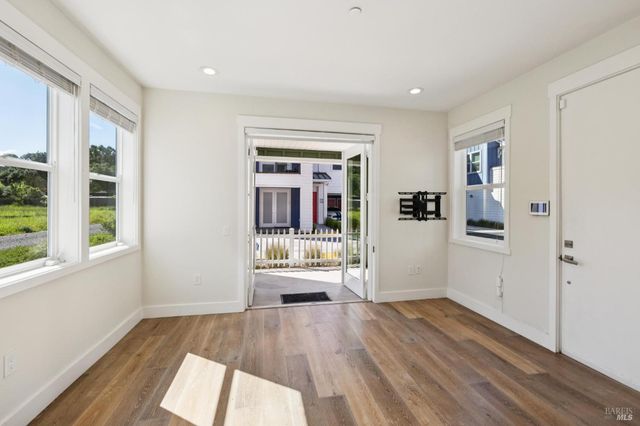 2672 Franz Kafka Ave, Santa Rosa, CA 95404