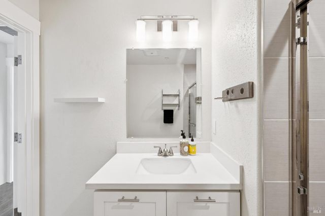 2672 Franz Kafka Ave, Santa Rosa, CA 95404