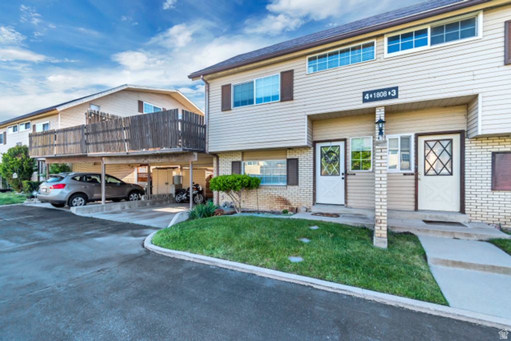 Image 20 of property listing at 1808 W HOMESTEAD FARM LN #4, West Valley City, UT 84119