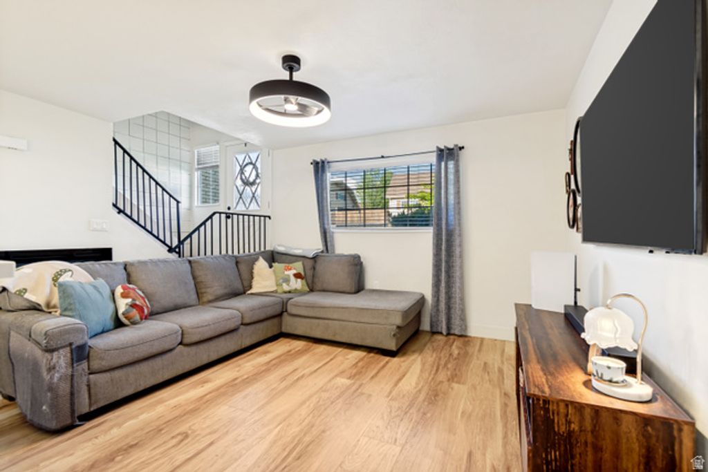 Image 6 of property listing at 1808 W HOMESTEAD FARM LN #4, West Valley City, UT 84119