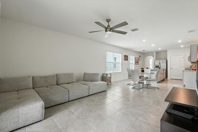 312 CHARLES DRIVE, Deland, FL 32724