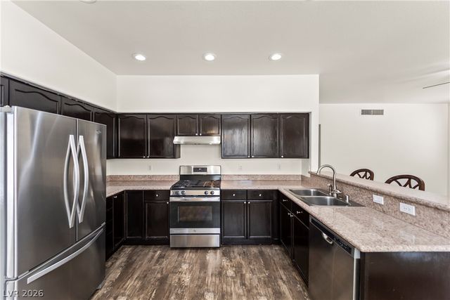 233 Horizon Peak Drive, Henderson, NV 89012