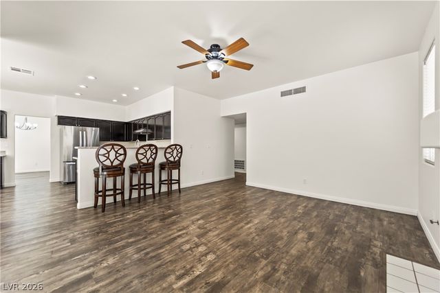 233 Horizon Peak Drive, Henderson, NV 89012