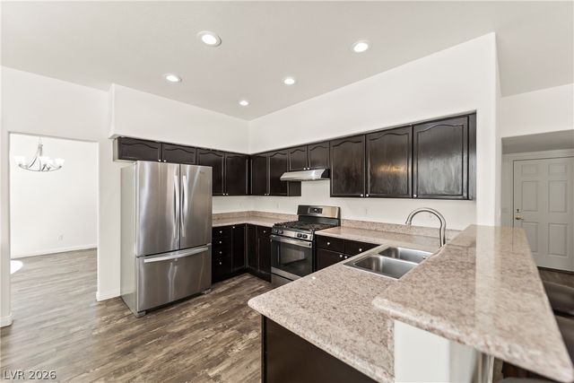 233 Horizon Peak Drive, Henderson, NV 89012