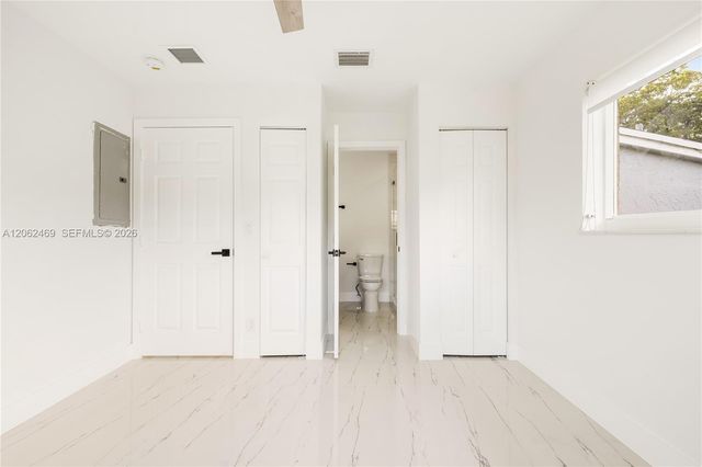 2111 N 14th Court, Hollywood, FL 33020