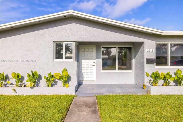2111 N 14th Court, Hollywood, FL 33020