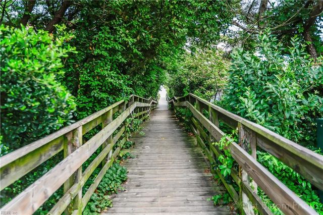 9626 12th View ST, Norfolk, VA 23503