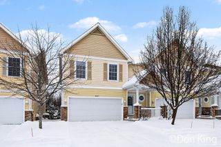 3037 Ledgestone Place NE, Grand Rapids, MI 49525