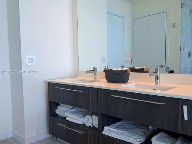 480 NE 31st Street 3006, Miami, FL 33137