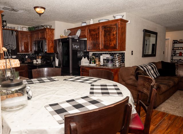 301 Northside, Quinlan, TX 75474