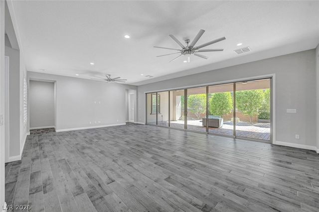 6709 Titanium Crest Street, Las Vegas, NV 89148