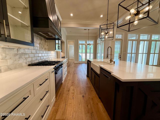 102 Orchard Park Avenue, Lafayette, LA 70508