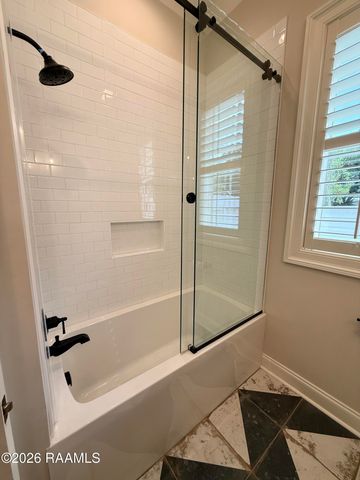 102 Orchard Park Avenue, Lafayette, LA 70508