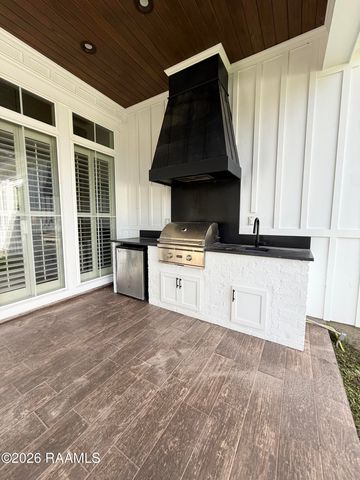 102 Orchard Park Avenue, Lafayette, LA 70508