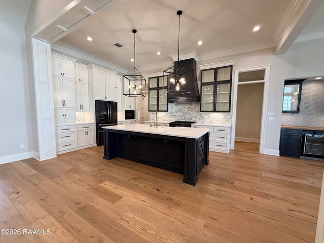 102 Orchard Park Avenue, Lafayette, LA 70508
