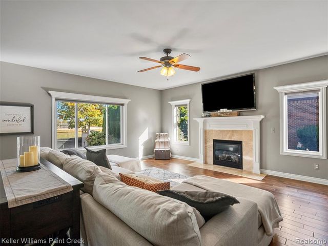 55614 Estates Lane, Macomb, MI 48042