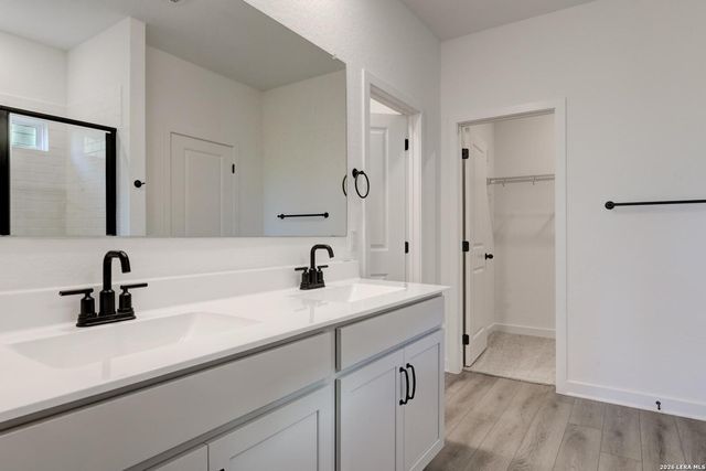 183 Peeps Ct., Adkins, TX 78101