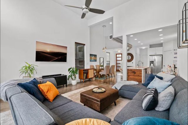 2514 E 4th ST A, Austin, TX 78702