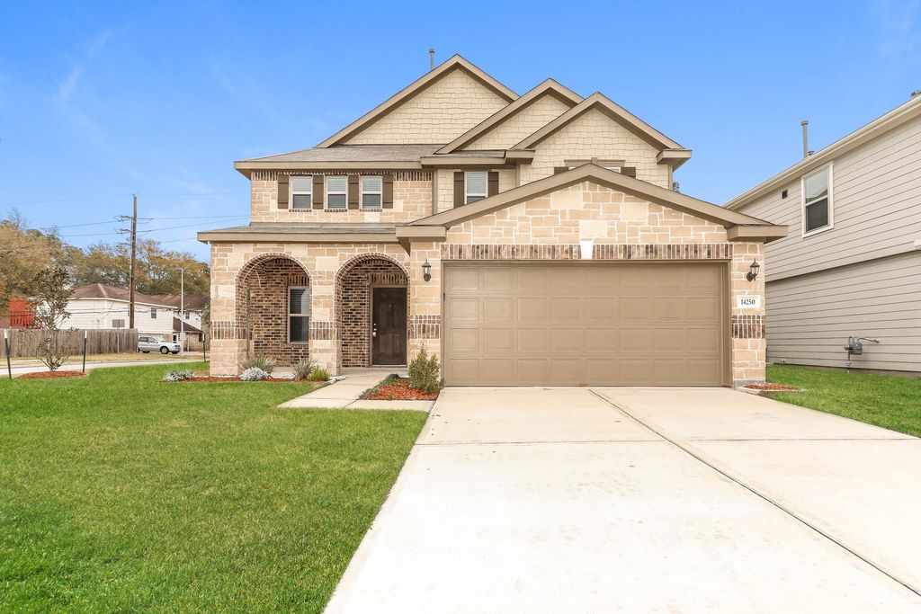 14250 Persimmon Woods Drive, Houston, TX 77068