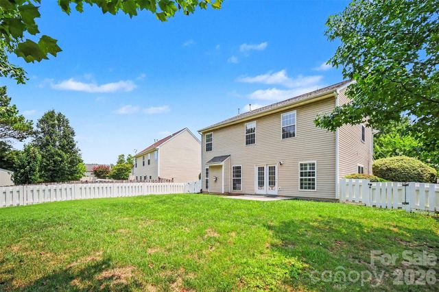 717 Pawley Drive, Charlotte, NC 28214